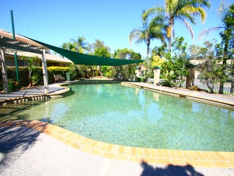 9/2 Koala Town Rd, Upper Coomera QLD 4209