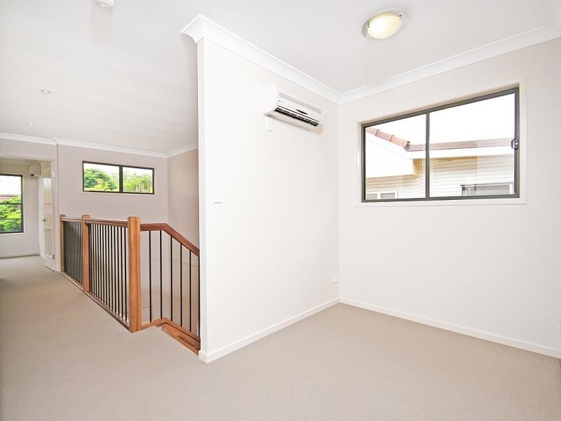 123A Toohey Rd, Tarragindi QLD 4121