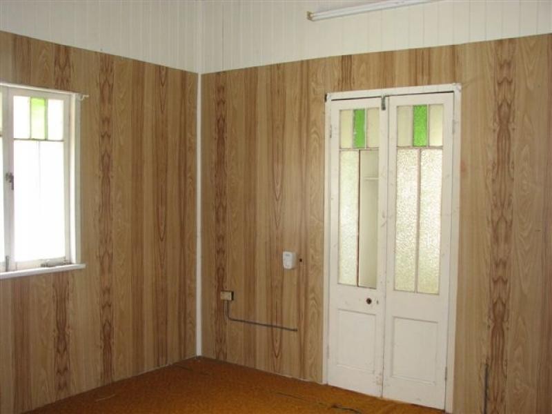 43 Dee St, Mount Morgan QLD 4714