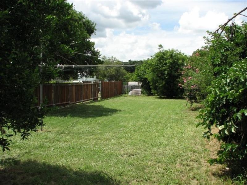 43 Dee St, Mount Morgan QLD 4714