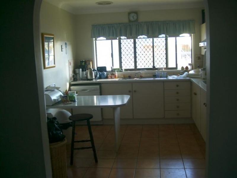 26 Avocado St, Macgregor QLD 4109