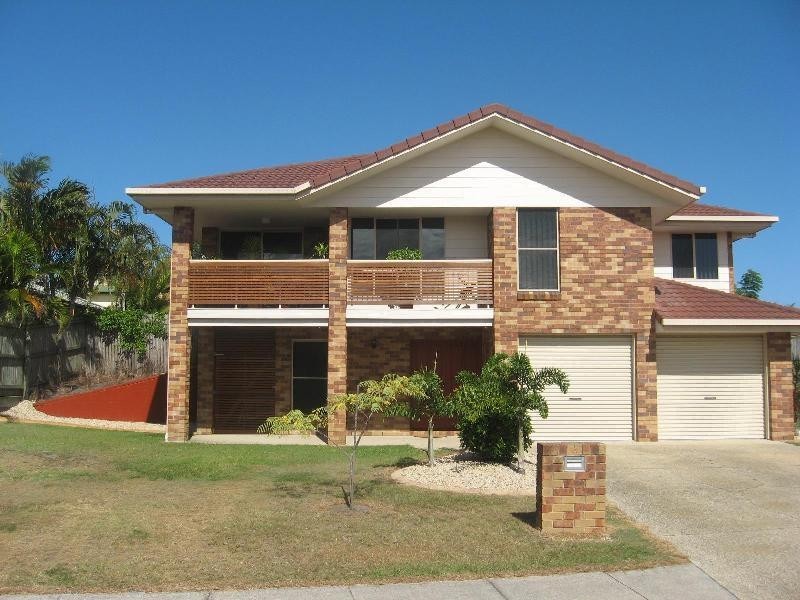 26 Headsail Dr, Banksia Beach QLD 4507