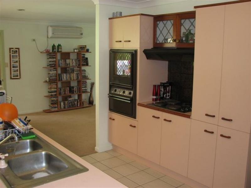 299 Thirkettle Ave, Frenchville QLD 4701