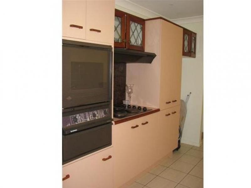 299 Thirkettle Ave, Frenchville QLD 4701