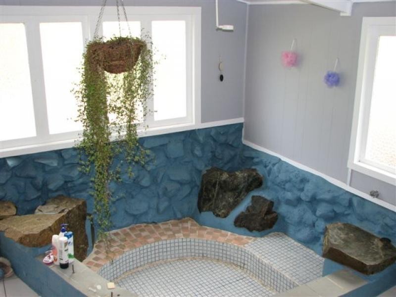 160 East St, Mount Morgan QLD 4714