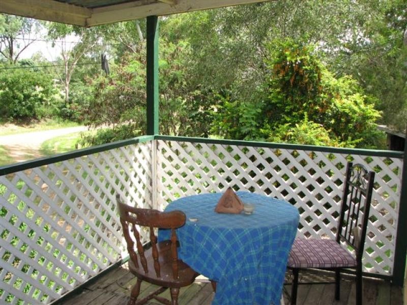 160 East St, Mount Morgan QLD 4714