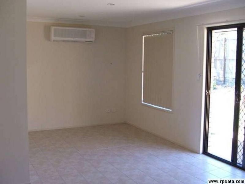 7/8 Shareece Ct, Crestmead QLD 4132