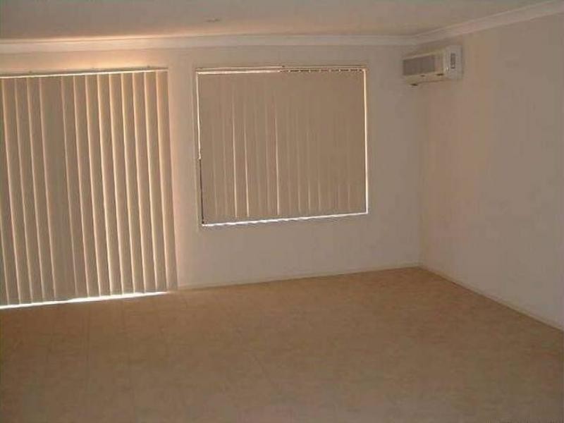 7/8 Shareece Ct, Crestmead QLD 4132