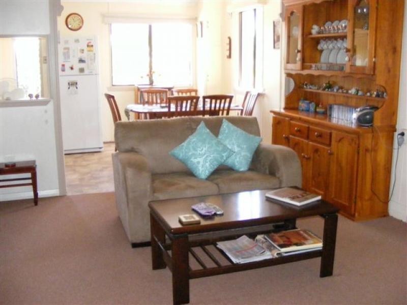 28 Broadhurst St, Childers QLD 4660