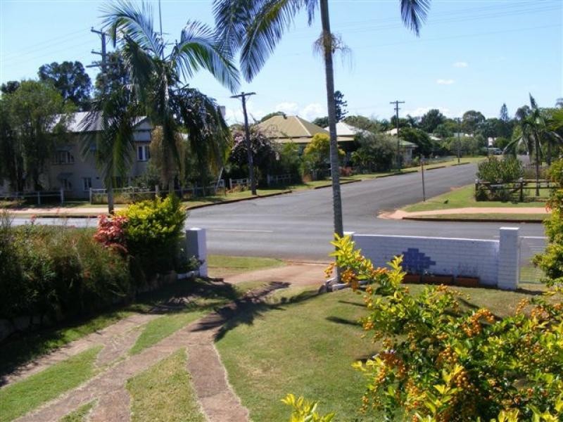 28 Broadhurst St, Childers QLD 4660