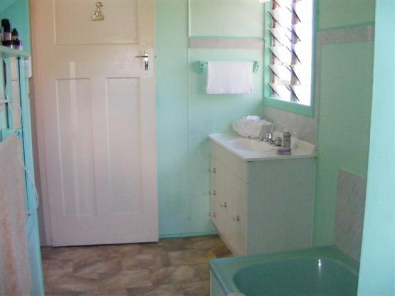 28 Broadhurst St, Childers QLD 4660