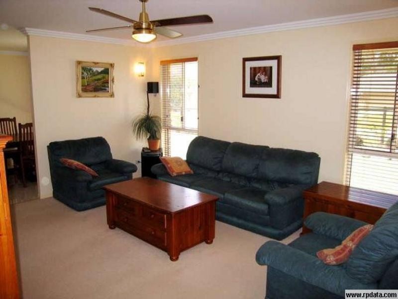 16 Barnes Court, Mount Crosby QLD 4306