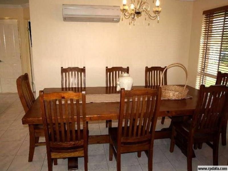 16 Barnes Court, Mount Crosby QLD 4306