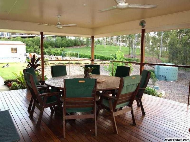 16 Barnes Court, Mount Crosby QLD 4306