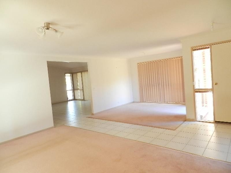 21 Douglas Court, Karalee QLD 4306