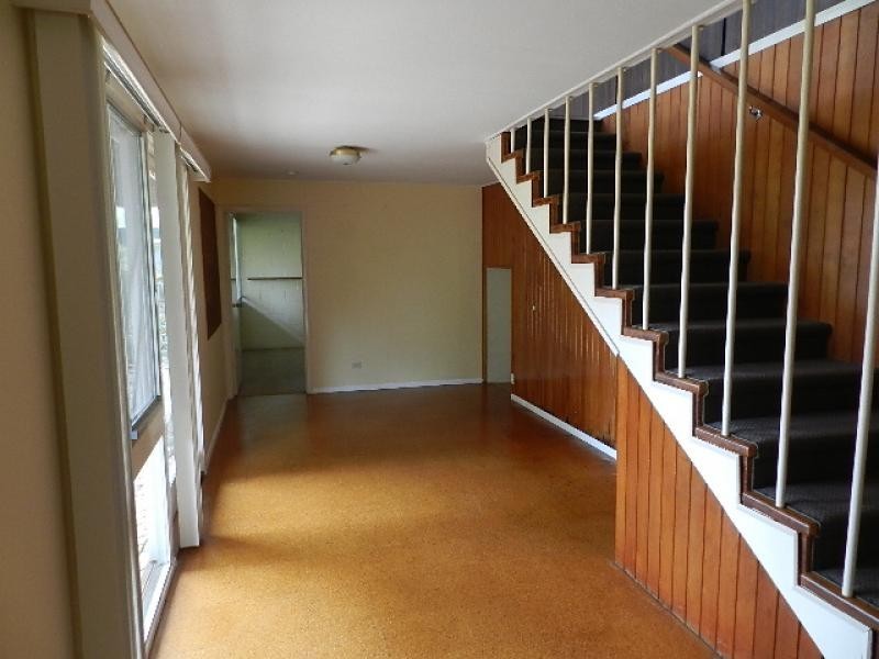 4 Gem Road, Kenmore QLD 4069