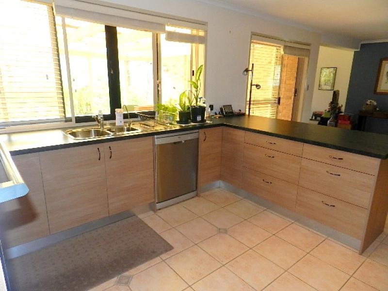 77 Kulmaren Grove, Karana Downs QLD 4306