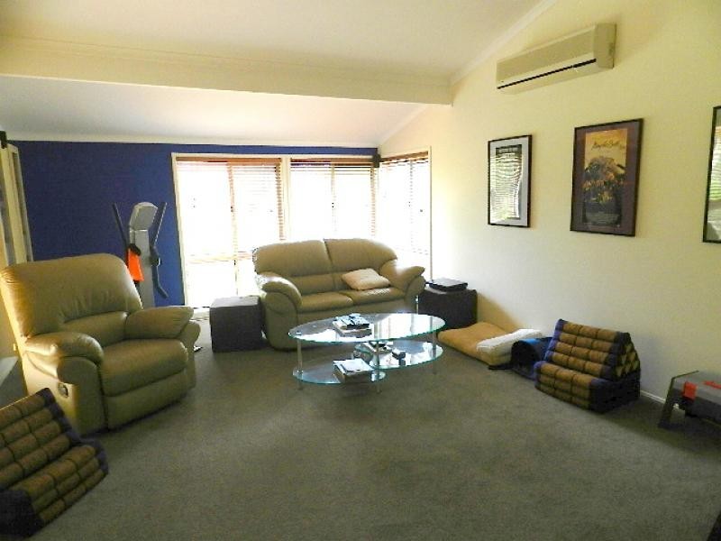 77 Kulmaren Grove, Karana Downs QLD 4306