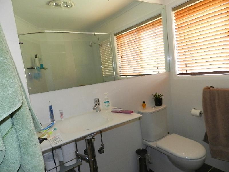 77 Kulmaren Grove, Karana Downs QLD 4306