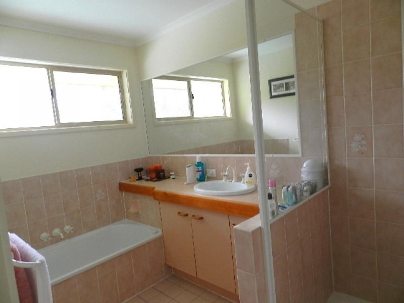 77 Kulmaren Grove, Karana Downs QLD 4306