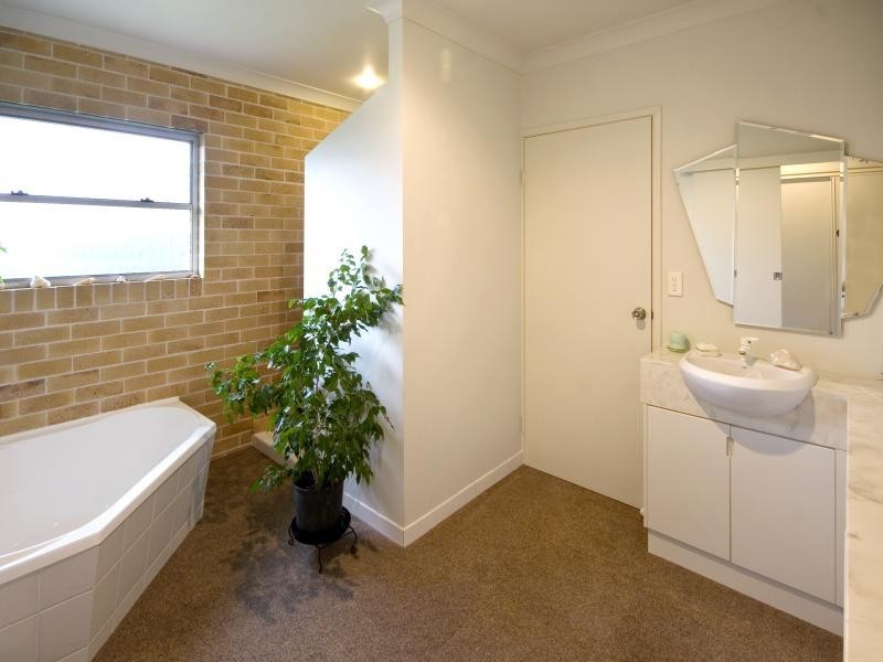 54 Settler Way, Karalee QLD 4306