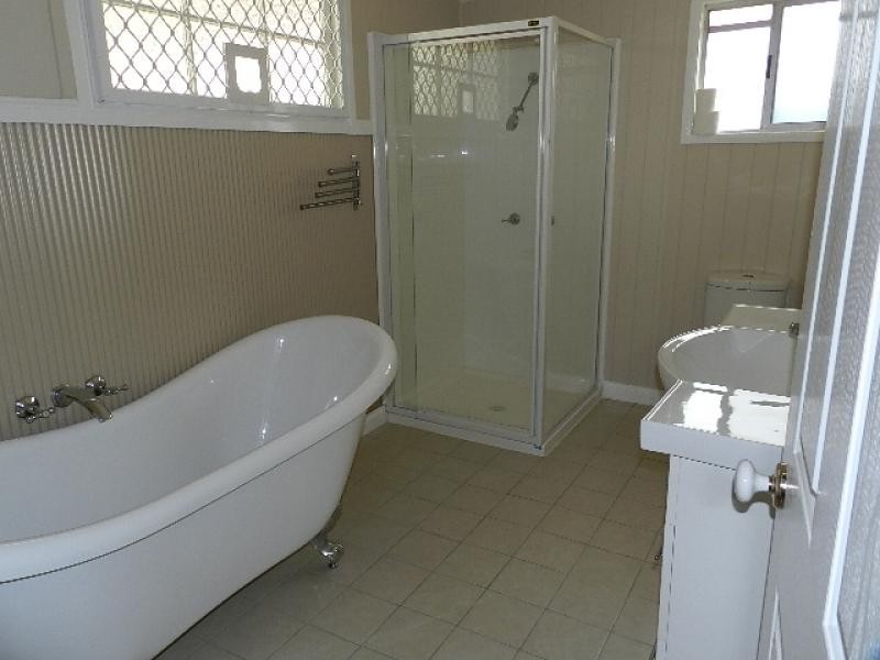 54 Mount Crosby Road, Tivoli QLD 4305