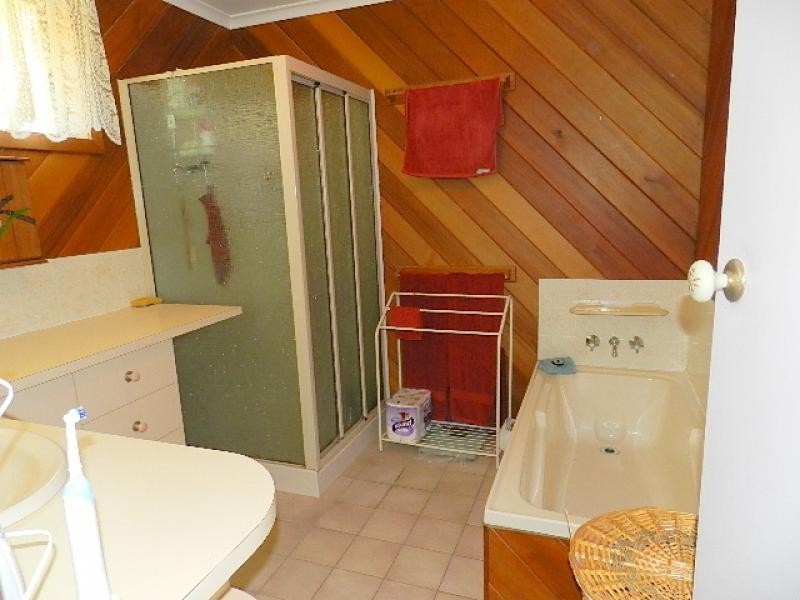 295 Mount Crosby Road, Chuwar QLD 4306