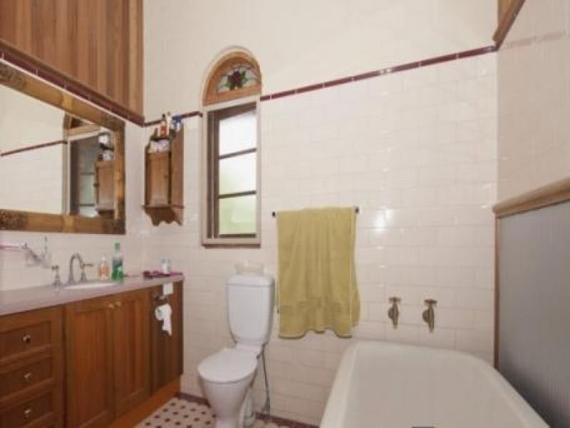 110-112 Lyndon Way, Karalee QLD 4306