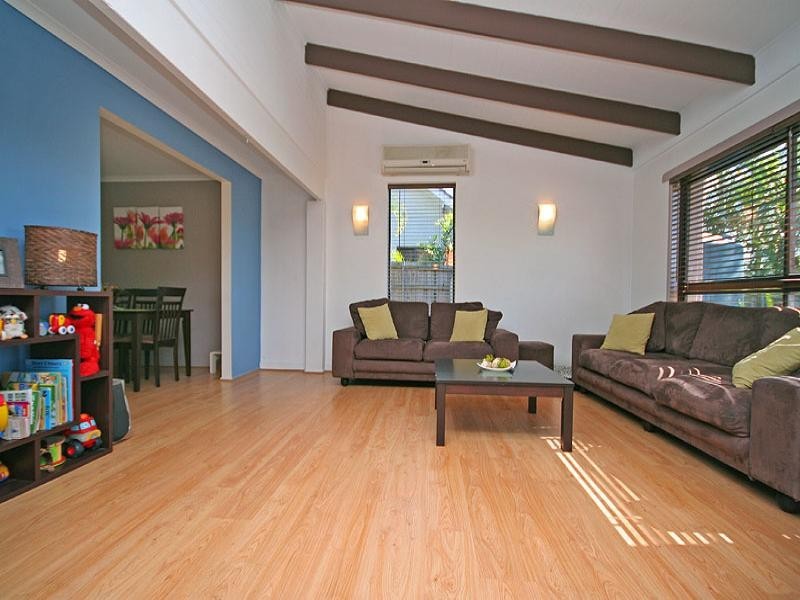 14 Tolaga Street, Westlake QLD 4074