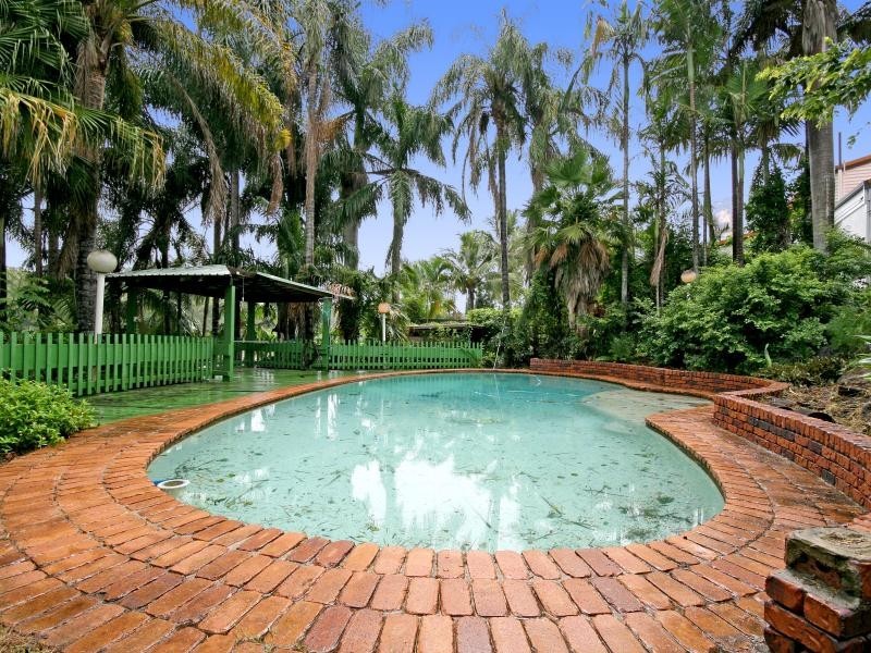 73 Mt Ommaney Dr, Jindalee QLD 4074