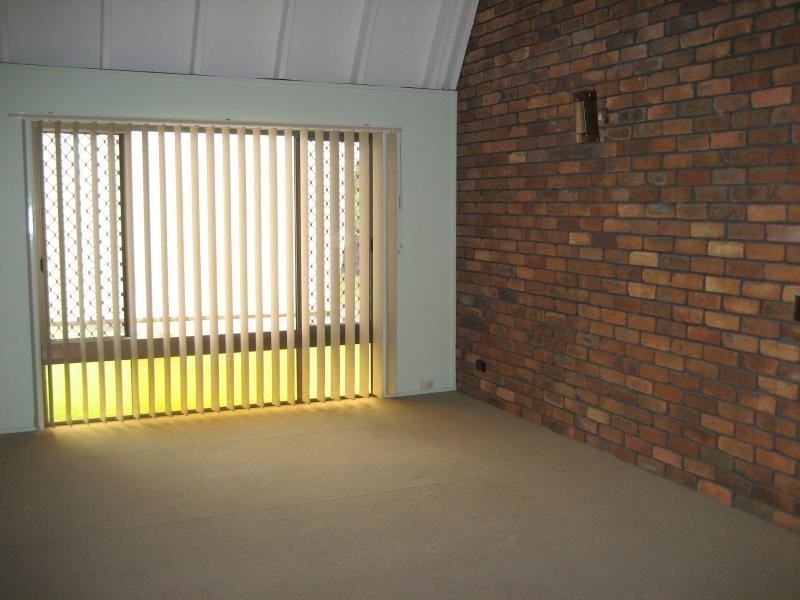 6 Maurer Street, Middle Park QLD 4074