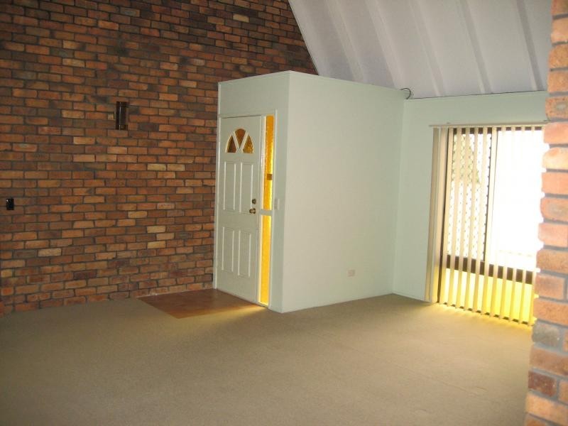 6 Maurer Street, Middle Park QLD 4074