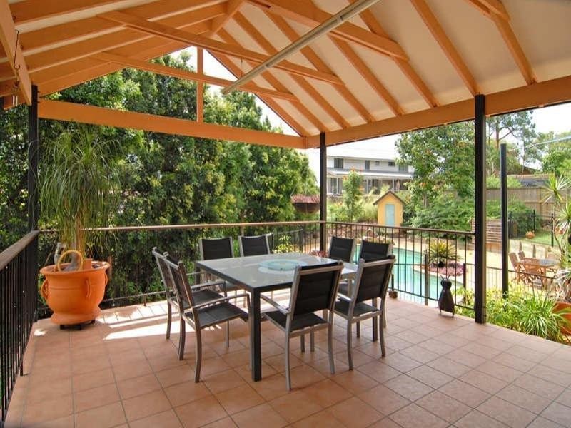 2 Wills Court, Mount Ommaney QLD 4074