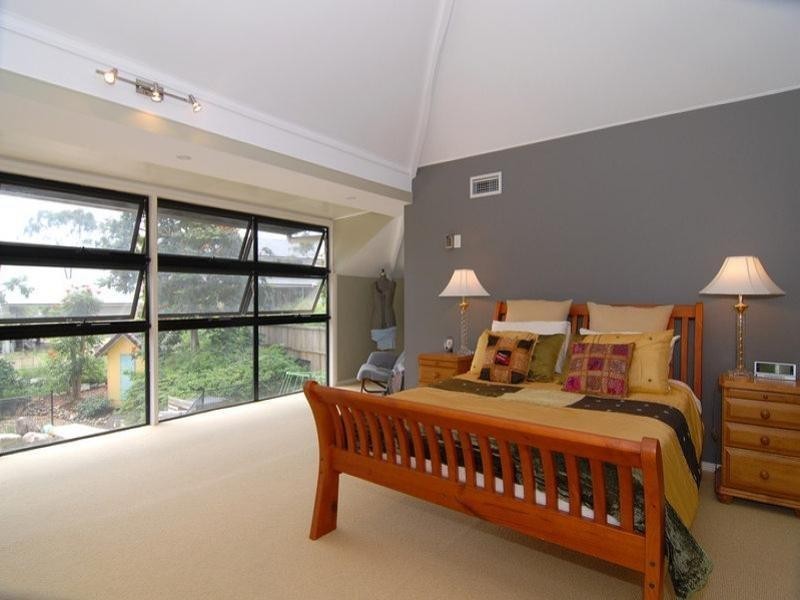 2 Wills Court, Mount Ommaney QLD 4074