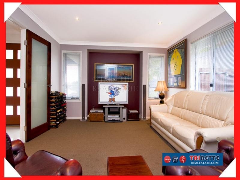 62 Goodenia Crescent, Seventeen Mile Rocks QLD 4073