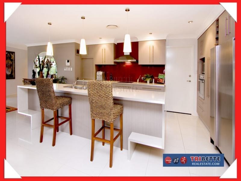 62 Goodenia Crescent, Seventeen Mile Rocks QLD 4073