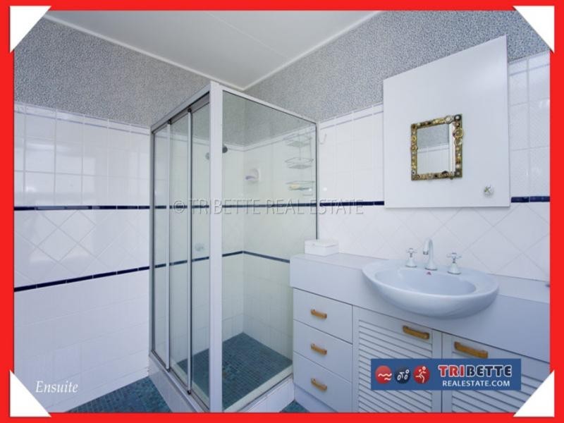 88A Burbong Street, Chapel Hill QLD 4069
