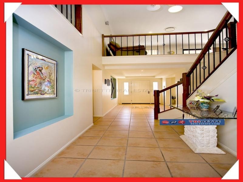 1 Taun Ct, Albany Creek QLD 4035