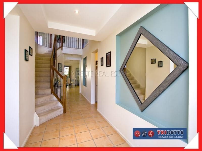 1 Taun Ct, Albany Creek QLD 4035