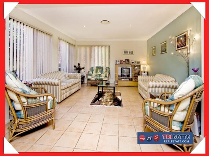 1 Taun Ct, Albany Creek QLD 4035