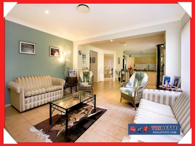 1 Taun Ct, Albany Creek QLD 4035