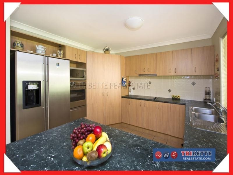 1 Taun Ct, Albany Creek QLD 4035