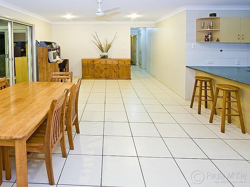 31 Viewpoint Drive, Springfield Lakes QLD 4300