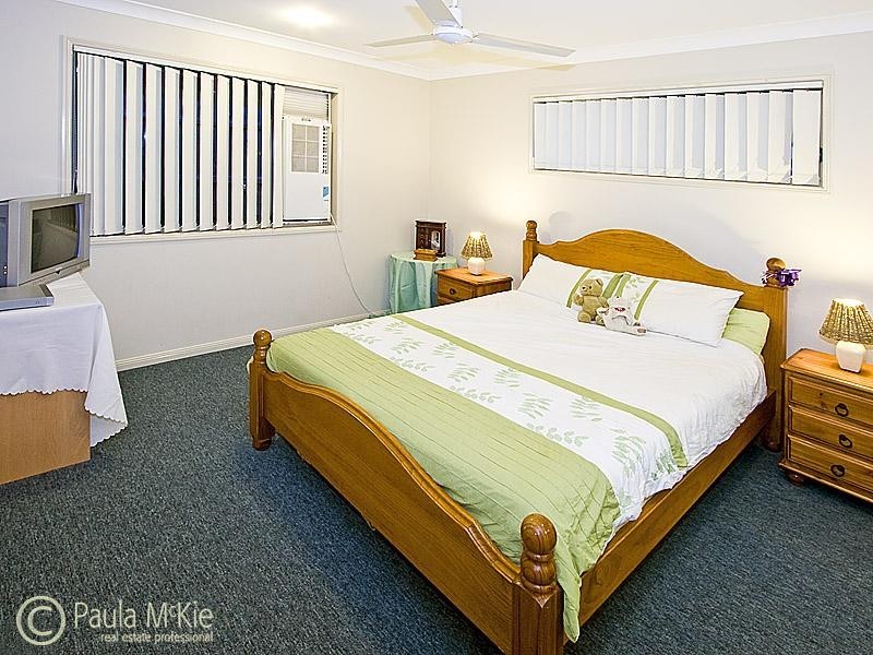 31 Viewpoint Drive, Springfield Lakes QLD 4300