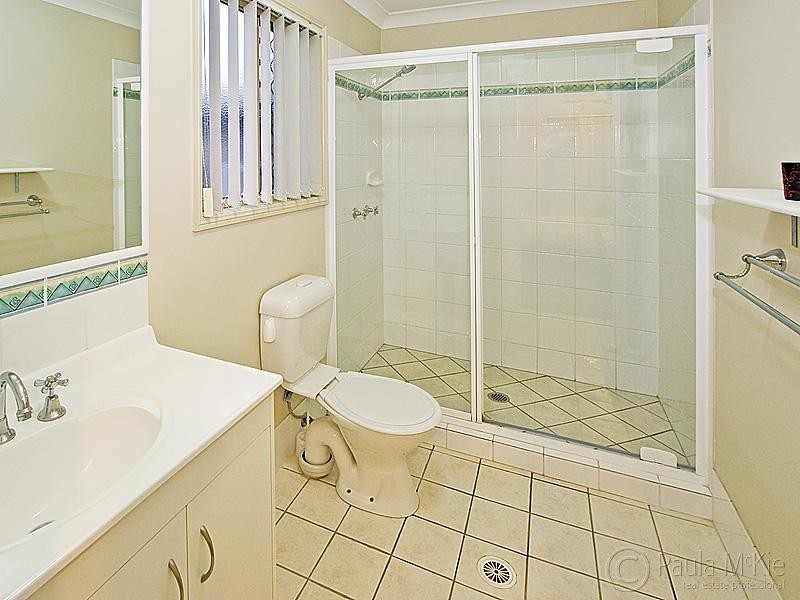 31 Viewpoint Drive, Springfield Lakes QLD 4300