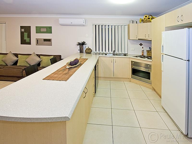6 Fontana Way, Springfield Lakes QLD 4300