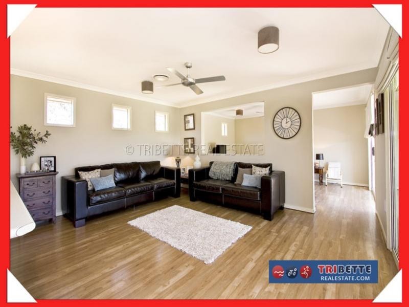 38 Jason Street, Sinnamon Park QLD 4073