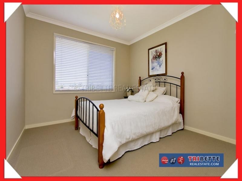 38 Jason Street, Sinnamon Park QLD 4073