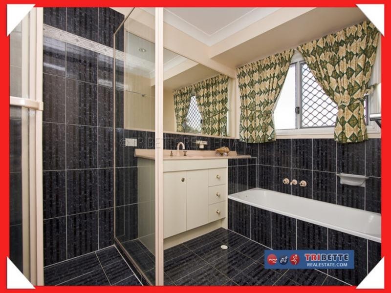 352 Westlake Dr, Westlake QLD 4074