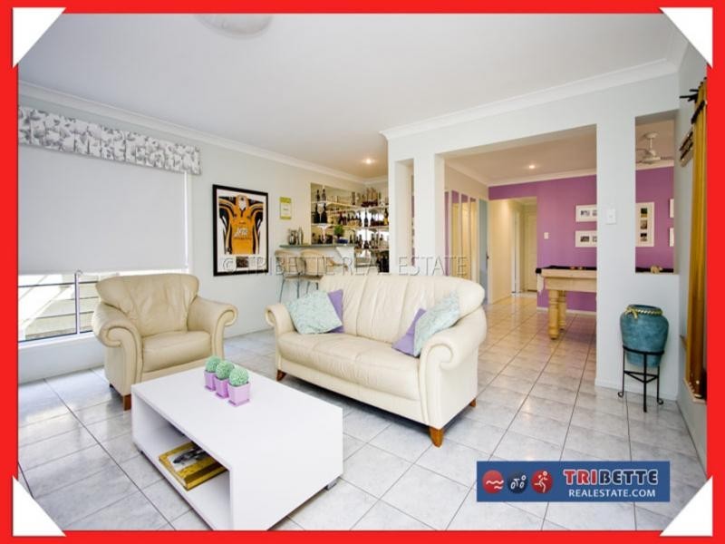 9 Mallery Street, Westlake QLD 4074